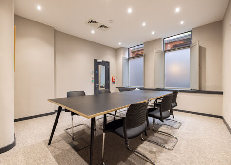 Office Space 3 St. Michael's Alley - Image 6