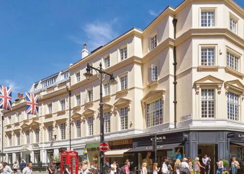 Office Space 32 Brook Street - Image 7