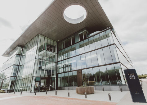 Office Space Stockley Park - Image 1