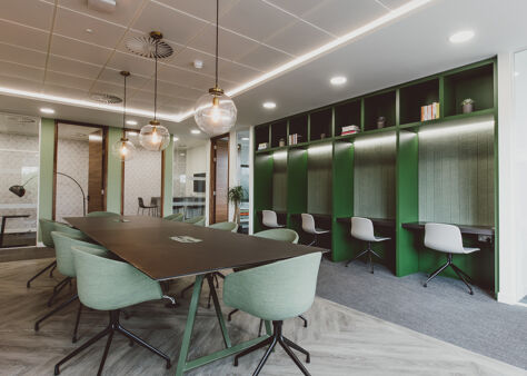 Office Space Stockley Park - Image 3