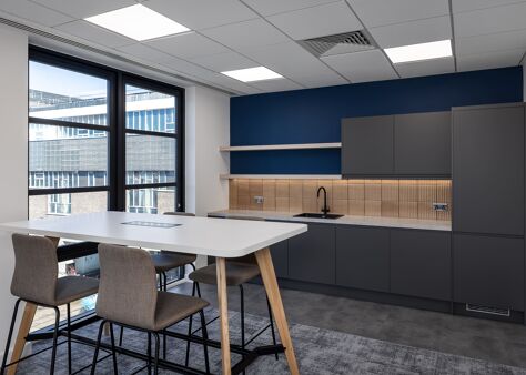 Office Space Ocean House  - Image 4