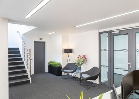 Office Space Elizabeth House  - Image 6