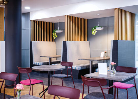 Office Space Norfolk House - Image 8