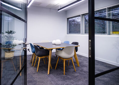 Office Space Norfolk House - Image 98