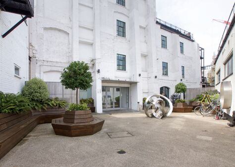 Office Space 11a Curtain Road  - Image 8