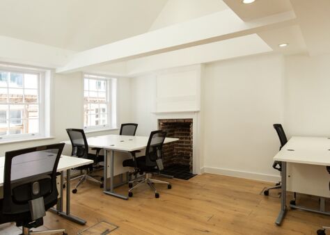 Office Space 80 Berwick Street - Image 2