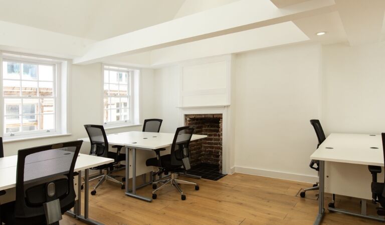 Office Space 80 Berwick Street - Image 2