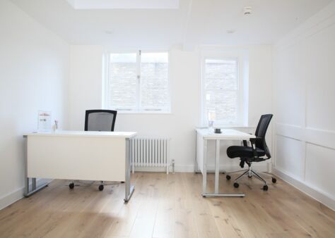 Office Space 80 Berwick Street - Image 7