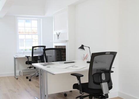 Office Space 80 Berwick Street - Image 6