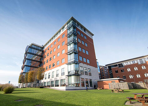 Office Space Wellington Place - Image 1