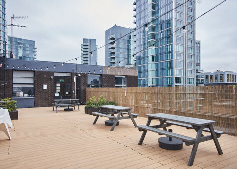 Office Space Aldgate East - Image 9