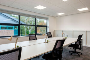 Office Space Altrincham Business Park - Image 25