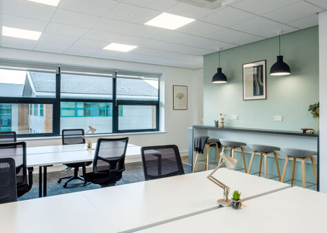 Office Space Altrincham Business Park - Image 11