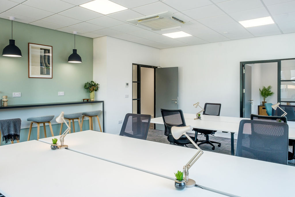 Office Space Altrincham Business Park - Image 6