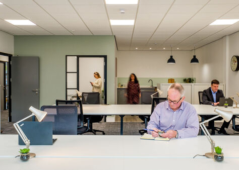 Office Space Altrincham Business Park - Image 50