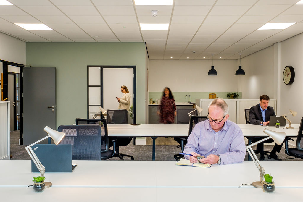 Office Space Altrincham Business Park - Image 50