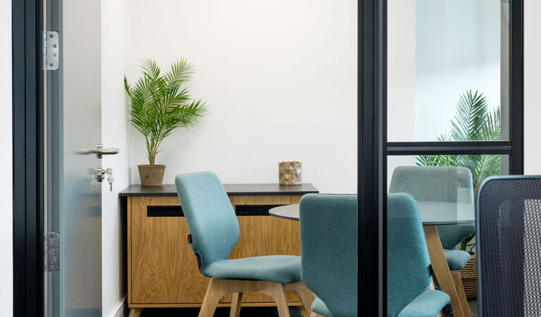 Office Space Altrincham Business Park - Image 3