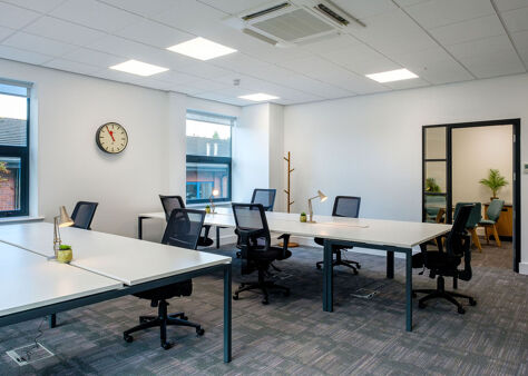 Office Space Altrincham Business Park - Image 34