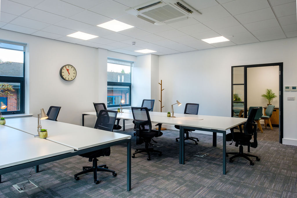 Office Space Altrincham Business Park - Image 34