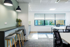 Office Space Altrincham Business Park - Image 38