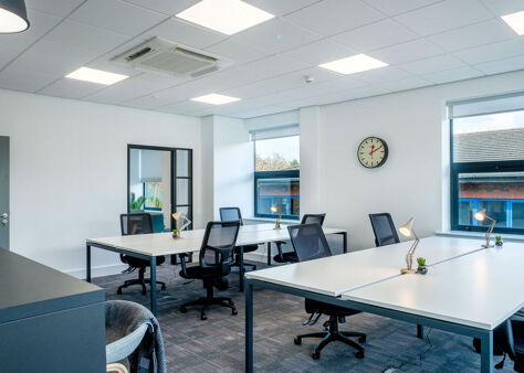 Office Space Altrincham Business Park - Image 8
