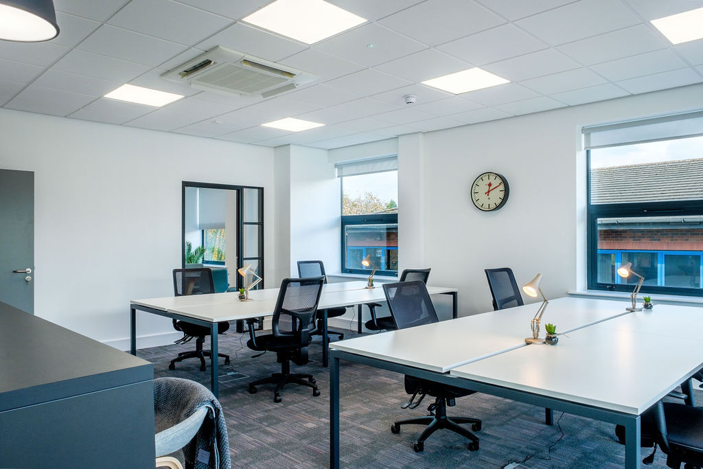 Office Space Altrincham Business Park - Image 8