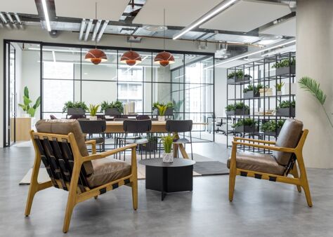 Office Space The Hive Building  - Image 20