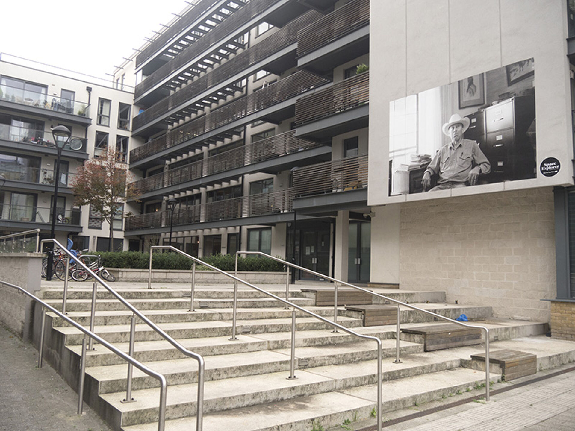 Office Space Canal Studios - Image 1