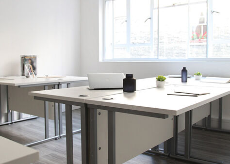 Image #5 of 12 David Mews