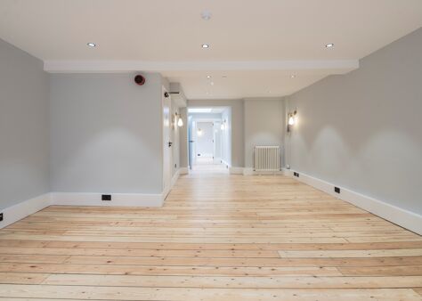 Office Space 12 Fouberts Place - Image 6