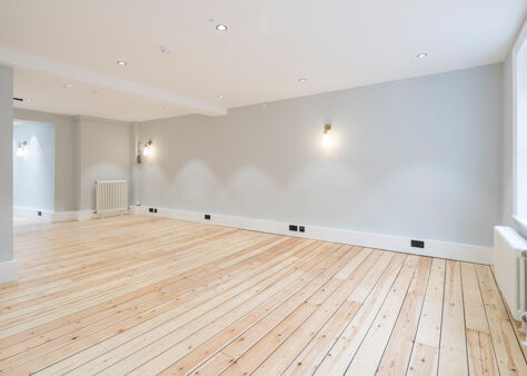 Office Space 12 Fouberts Place - Image 3