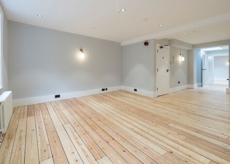 Office Space 12 Fouberts Place - Image 7