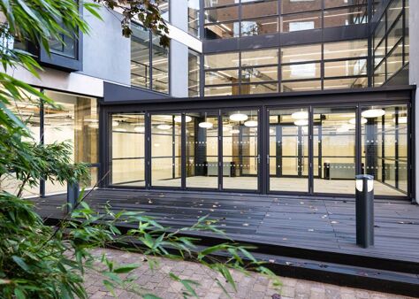 Office Space 120 Aldersgate Street - Image 1