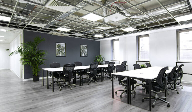 Image #4 of 9 Hewett Street