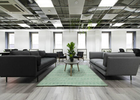 Image #2 of 9 Hewett Street