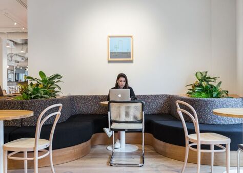 Office Space 2 Minster Court - Image 7