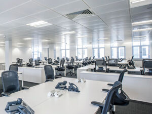 Office Space Woburn Place - Image 5