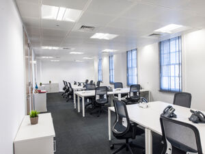 Office Space Woburn Place - Image 3