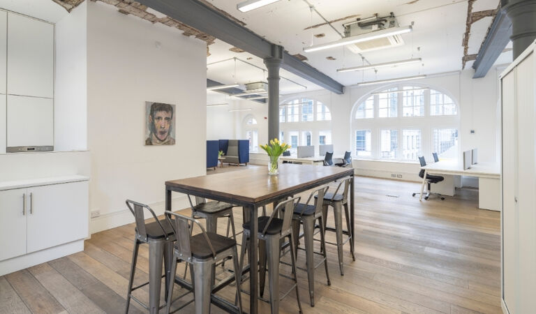 Office Space 26 Farringdon Street - Image 3