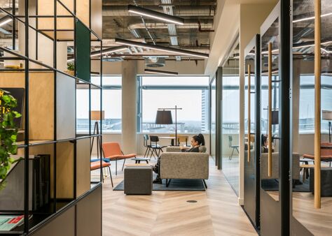 Office Space Venture X Chiswick Park - Image 3