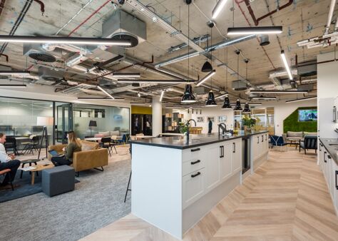 Office Space Venture X Chiswick Park - Image 8