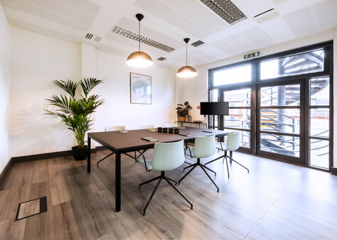 Office Space 28 Brunswick Place - Image 3