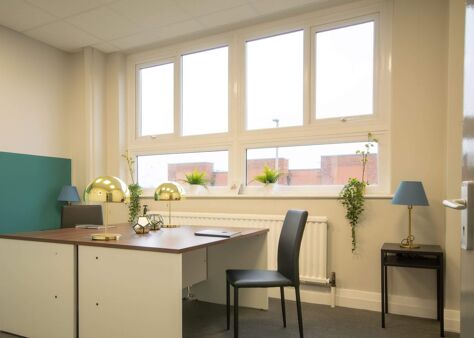 Office Space Manchester - Newton Heath - Image 11