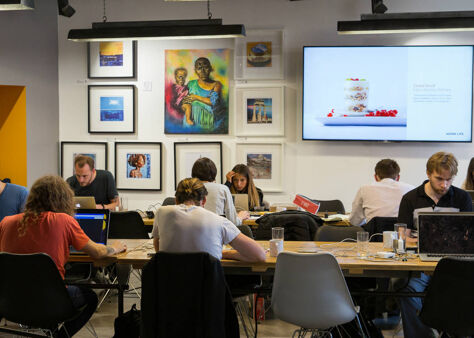 Image #3 of 13 Hawley Crescent