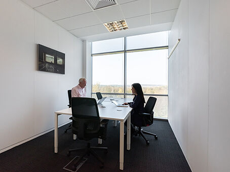 Office Space Reading Thames Valley Park - Image 4