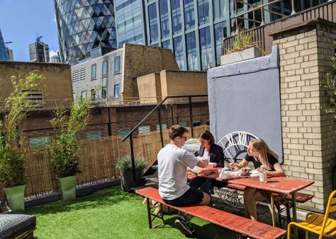 Office Space City - Image 8