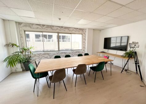 Office Space City - Image 10