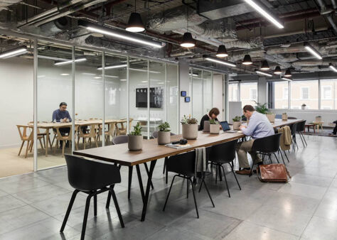 Image #3 of 2 Finsbury Avenue