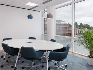 Office Space Redhill, Kingsgate House - Image 9