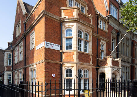 Office Space 162 Buckingham Palace Road - Image 1